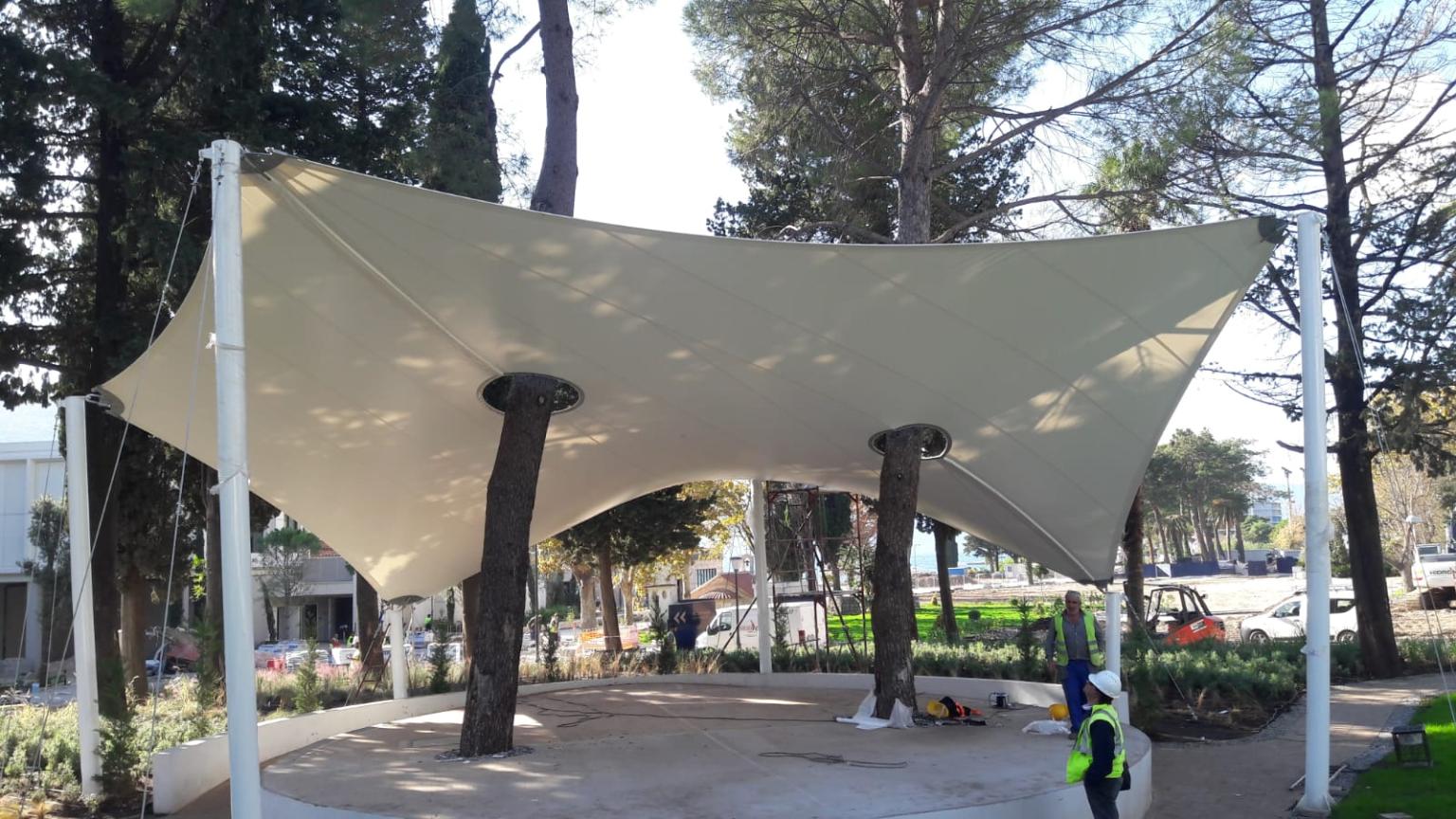 MONTENEGRO HOTEL TREE TENT