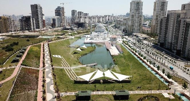 İSTANBUL HOŞDERE HAYATPARK POND AREA TENT